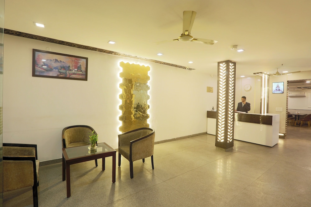 Hotel Chanakya Inn 29/38