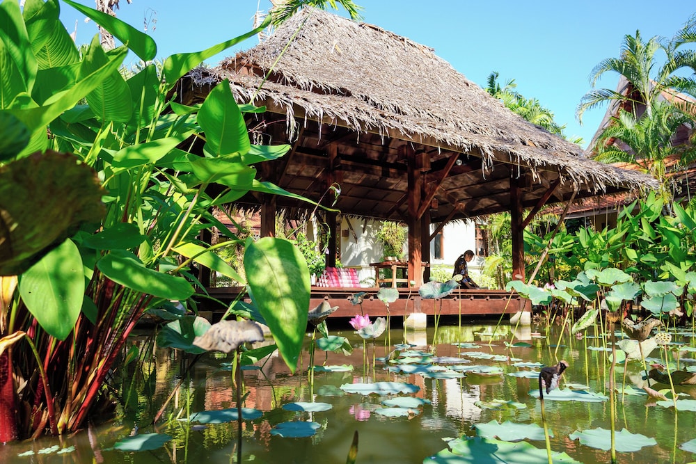 Khaolak Bhandari Resort and Spa 72/76