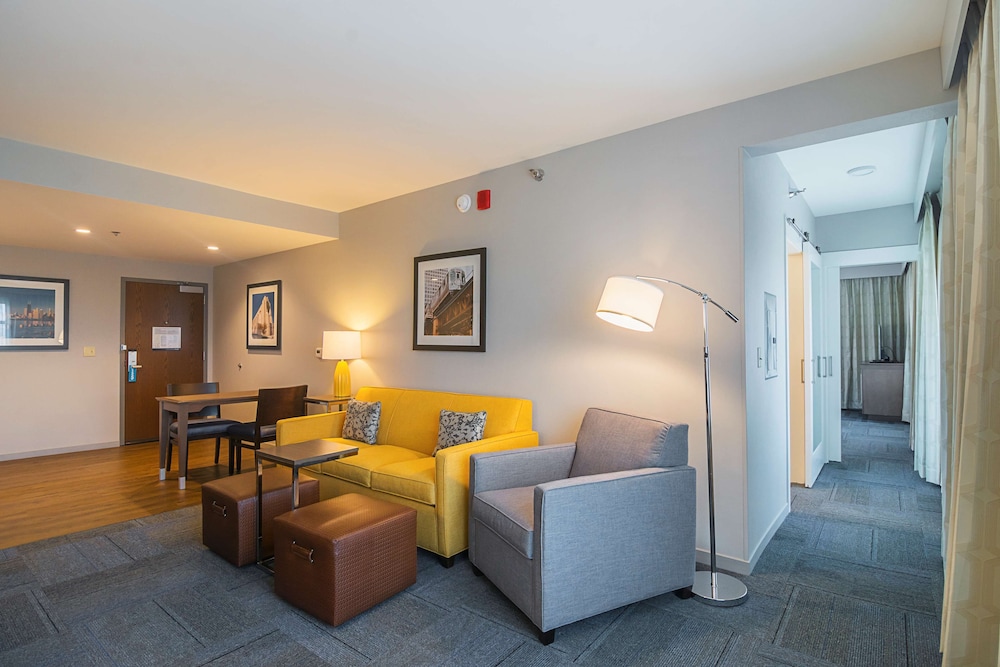 Hampton Inn Chicago North/Loyola Station 40/71