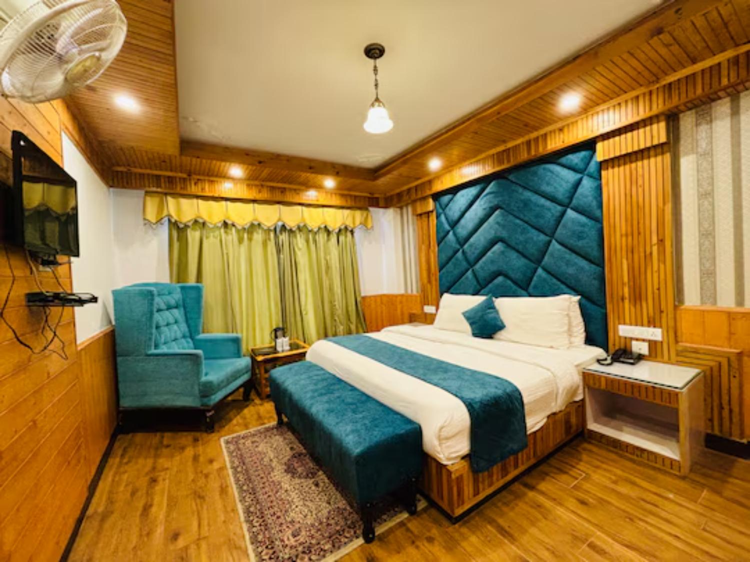 HOTEL HIMGIRI 13/50
