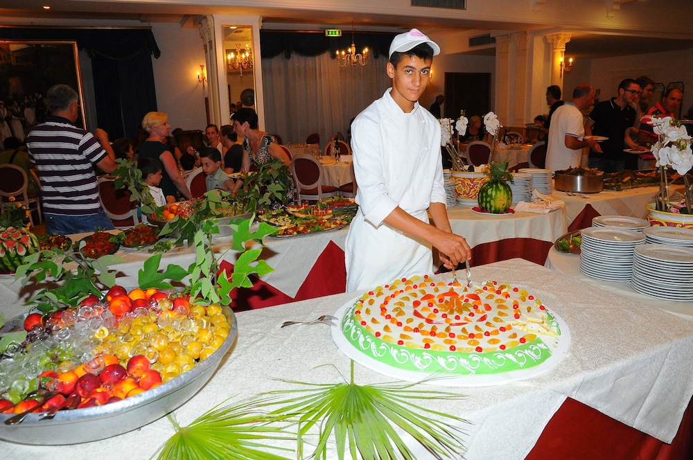 Delfino Beach Hotel 33/50