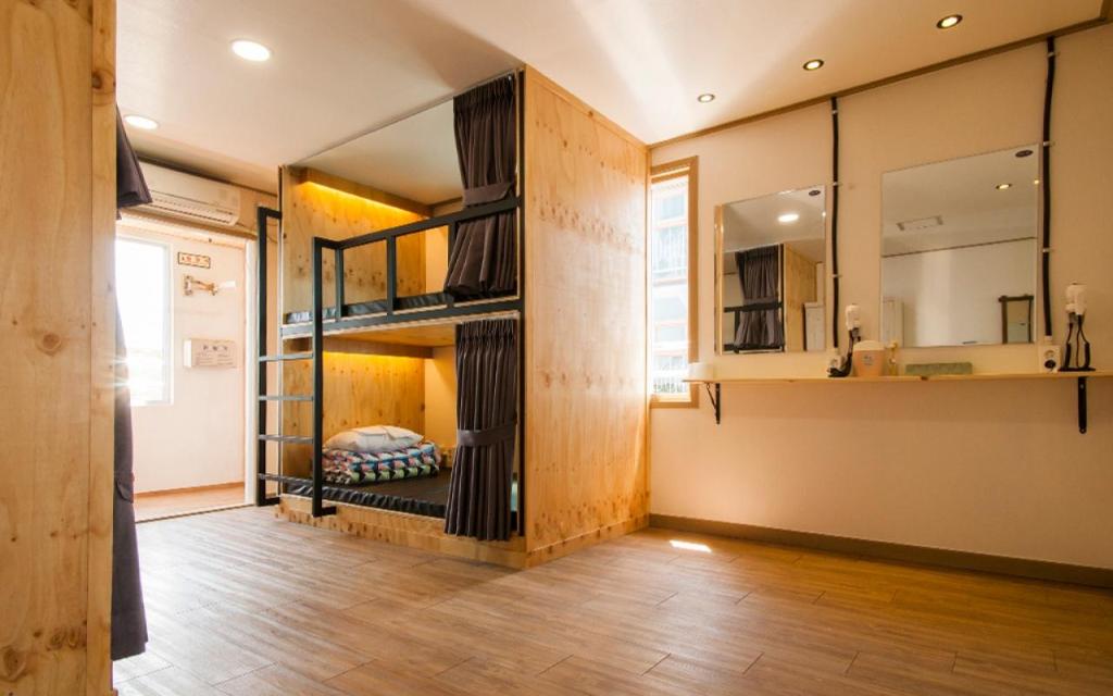 On The Stone Guesthouse 2 - Hostel 14/22