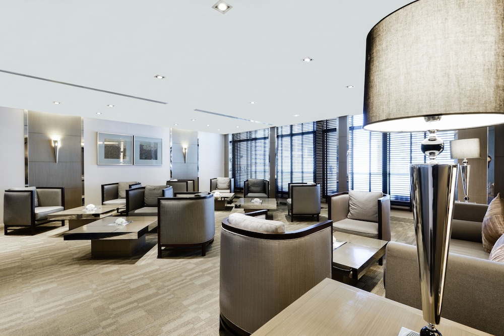 Centre Point Hotel Chidlom 44/68