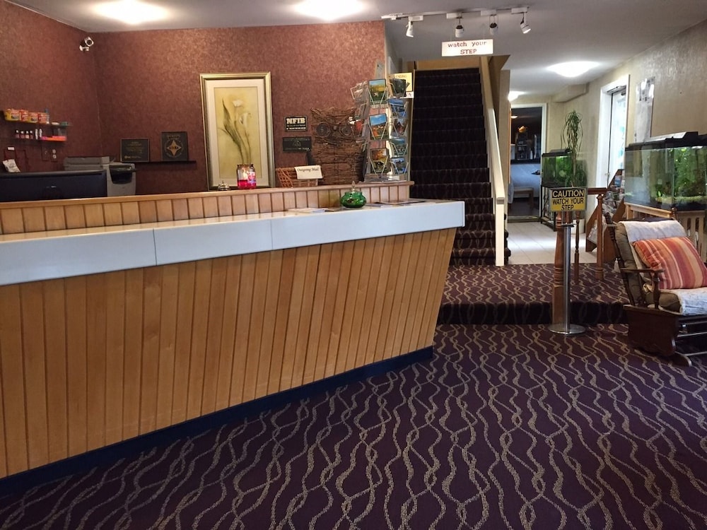 Black Mountain Inn 14/63