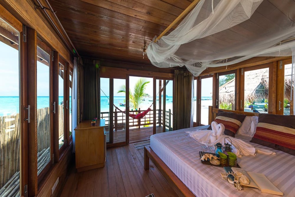 Lipe Beach Resort 26/50