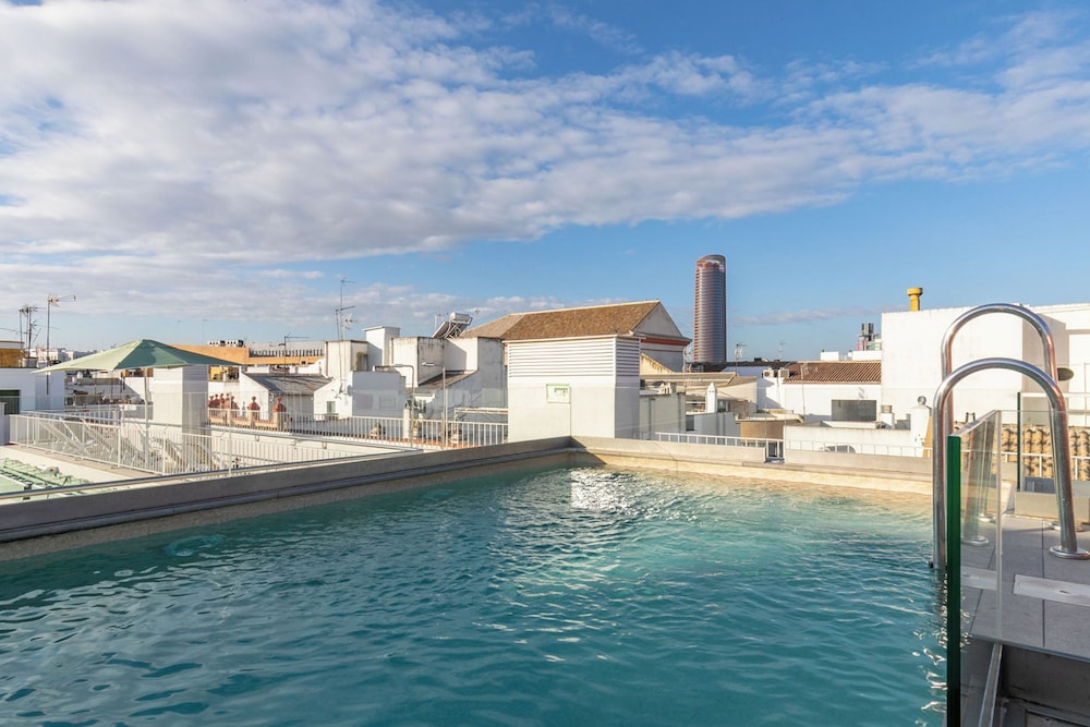 Holiday Rentals Los Salados 40/50
