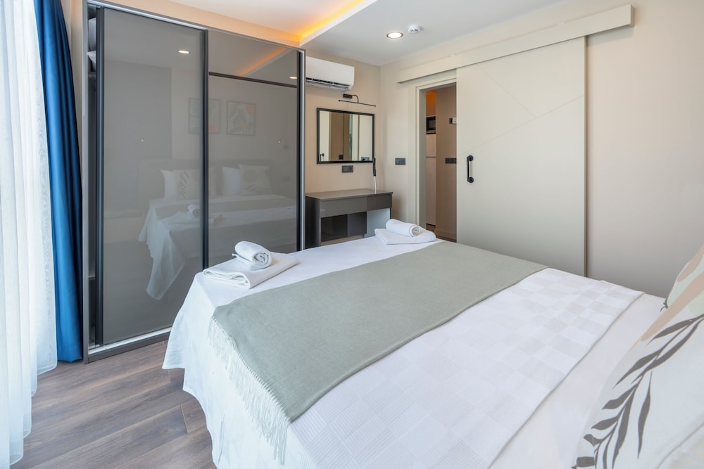 DoQu Suites&Hotel 11/28