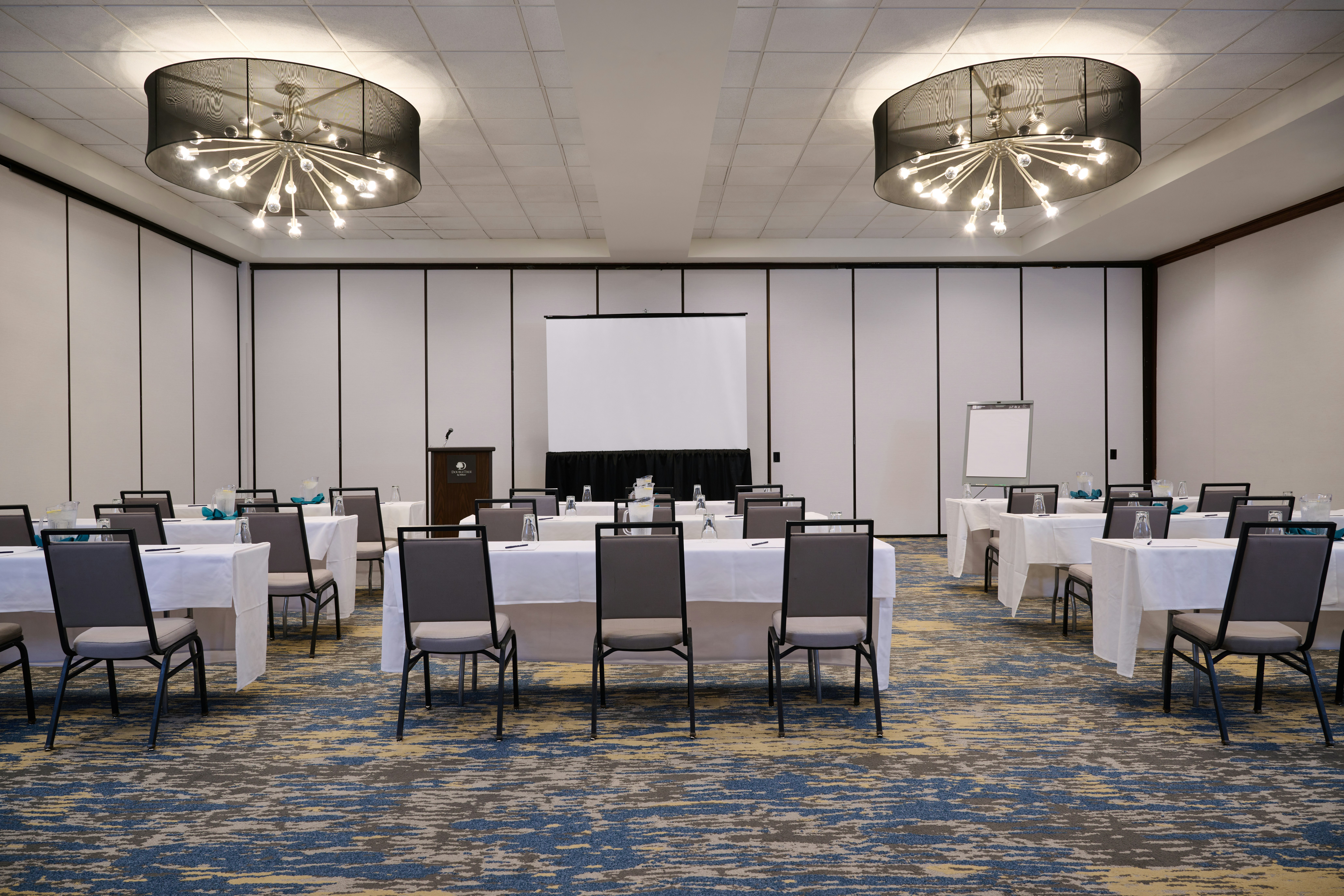DoubleTree by Hilton Buena Park 42/57