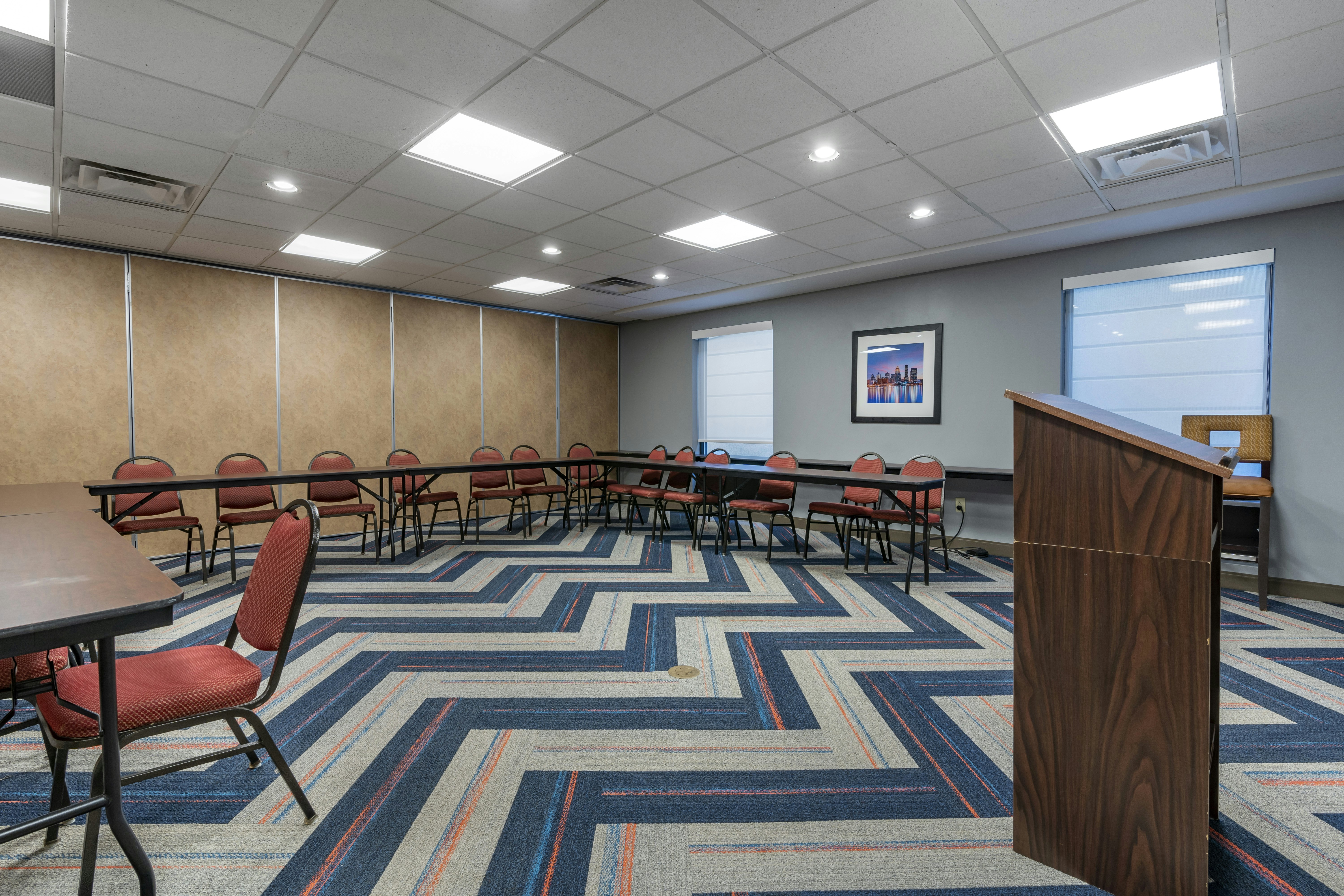 Hampton Inn Suites Louisville 43/46