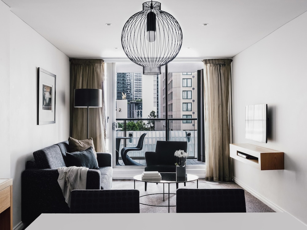 Quay West Suites Melbourne 54/81