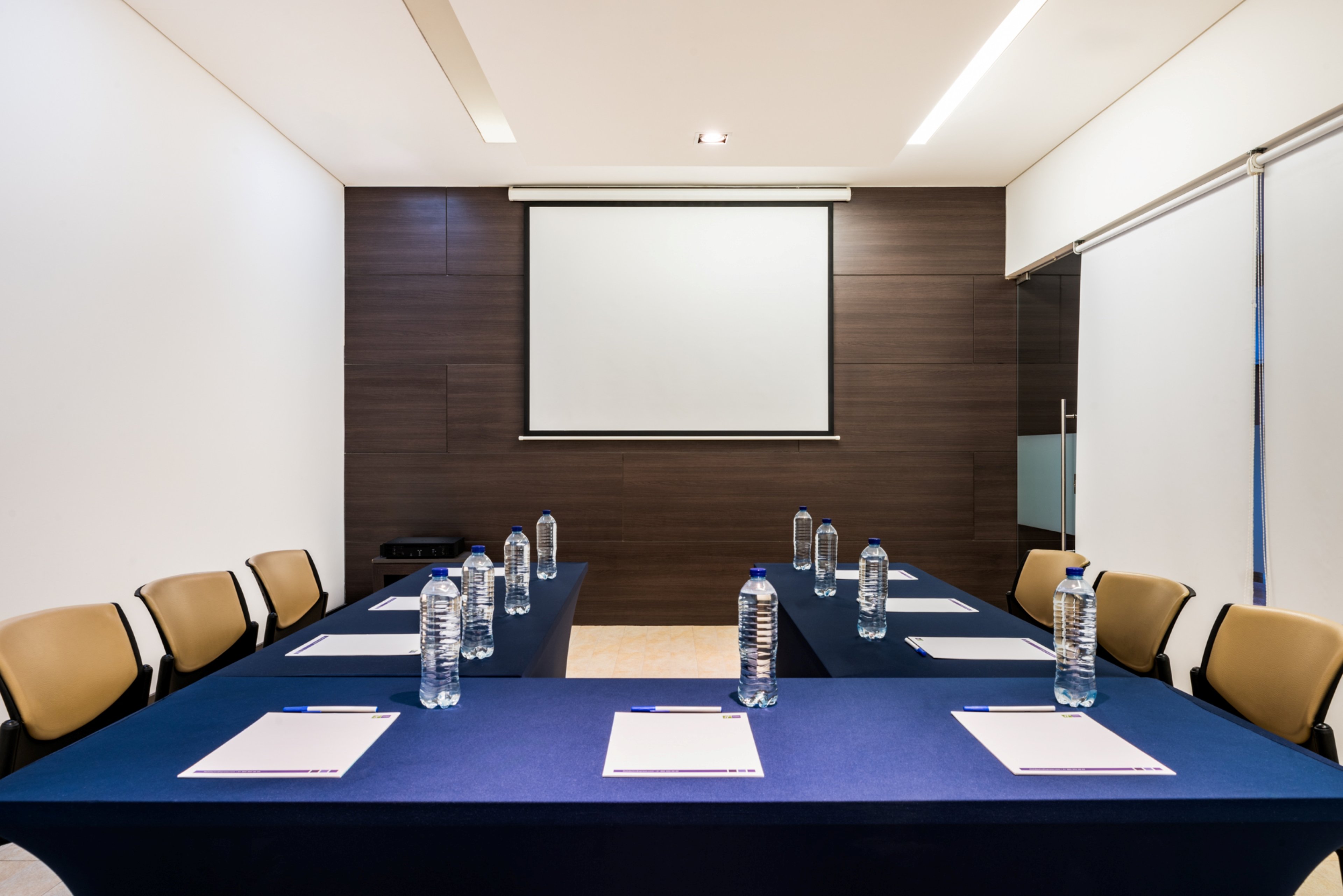 Holiday Inn Express Cartagena Bocagrande 69/77