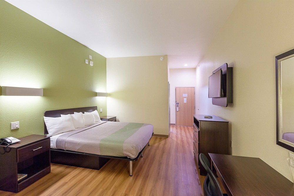 Motel6 Fort Worth, TX 17/43