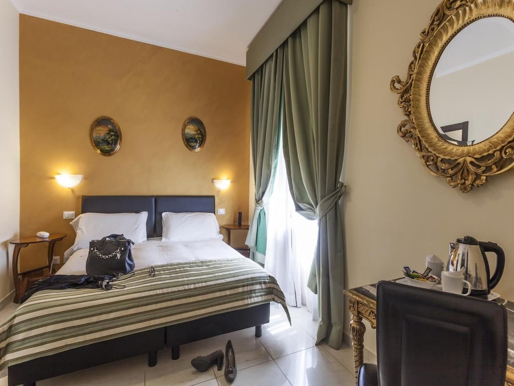 Hotel Regina Giovanna 23/49