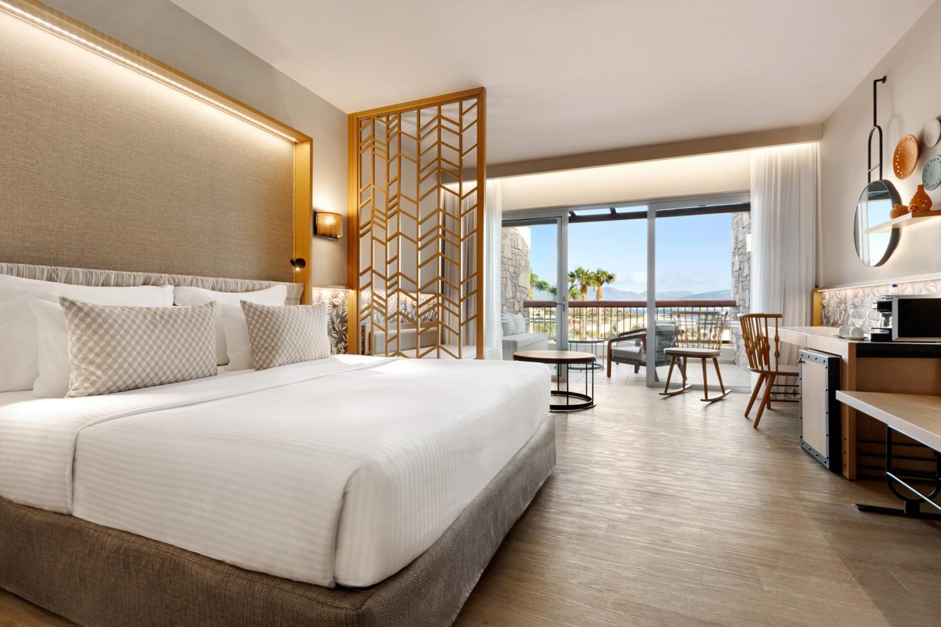 Junior Suite, Inland View