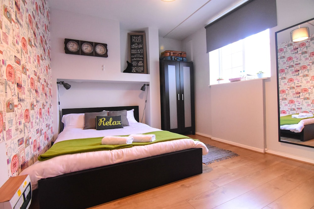 Monopoly Accommodations 15/50