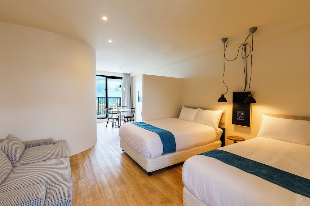DESIGN, TWIN BEDS, OCEAN VIEW