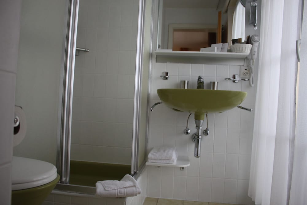 Grichting Hotel & Serviced Apartments 63/65