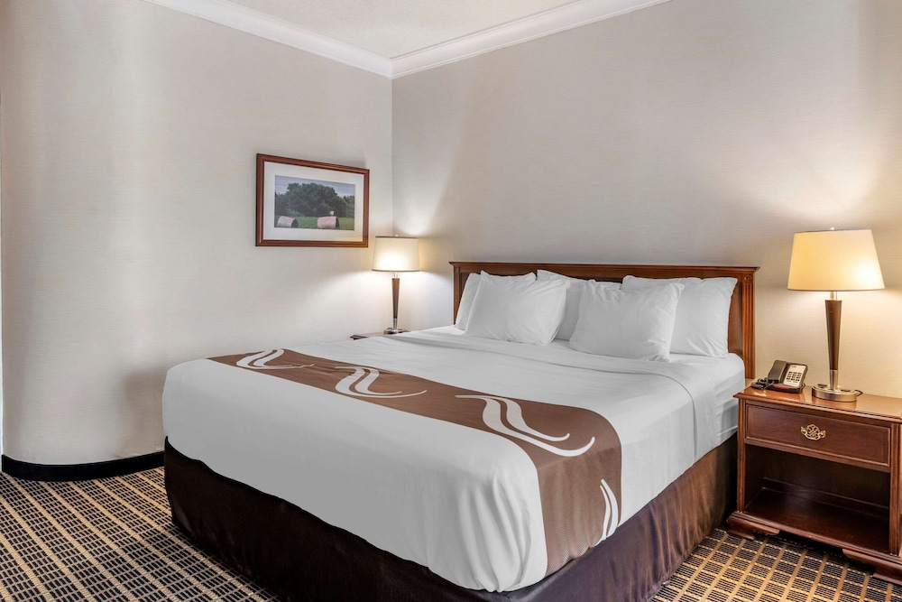 Quality Inn & Suites Garden Of The Gulf 16/46
