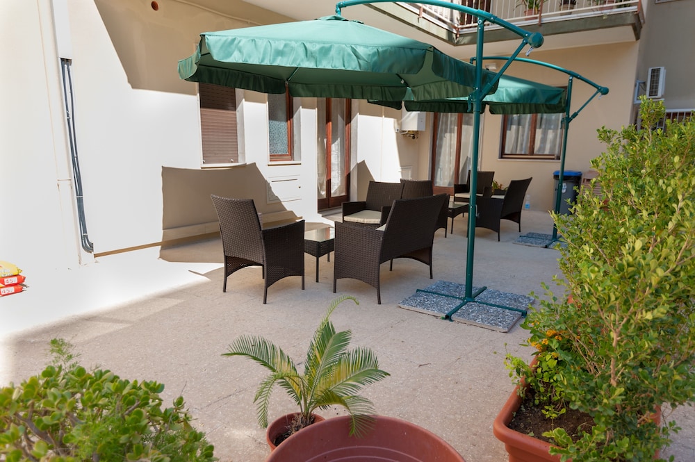 B&B Epipoli 15/33