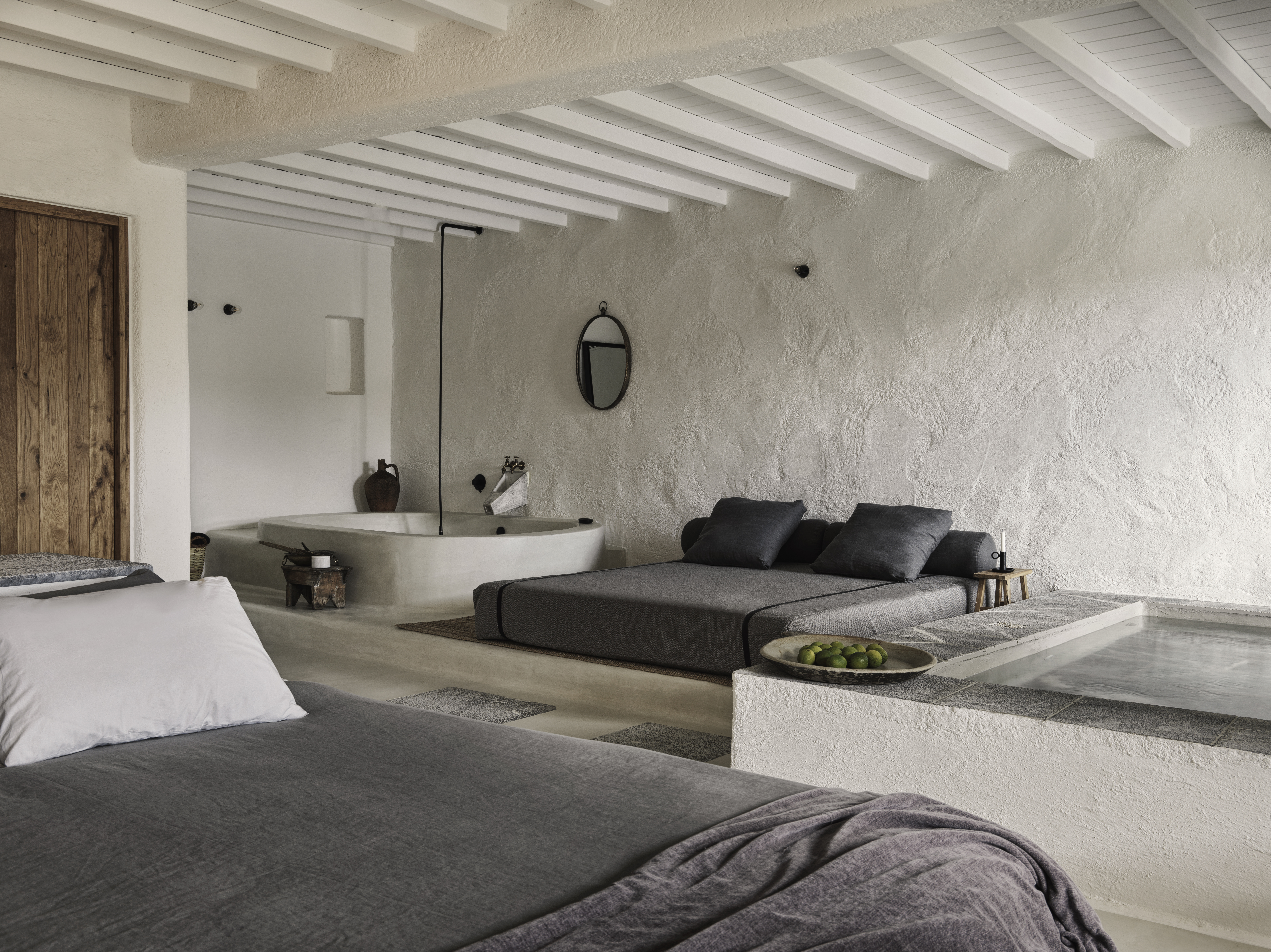 Nomad Mykonos 30/50