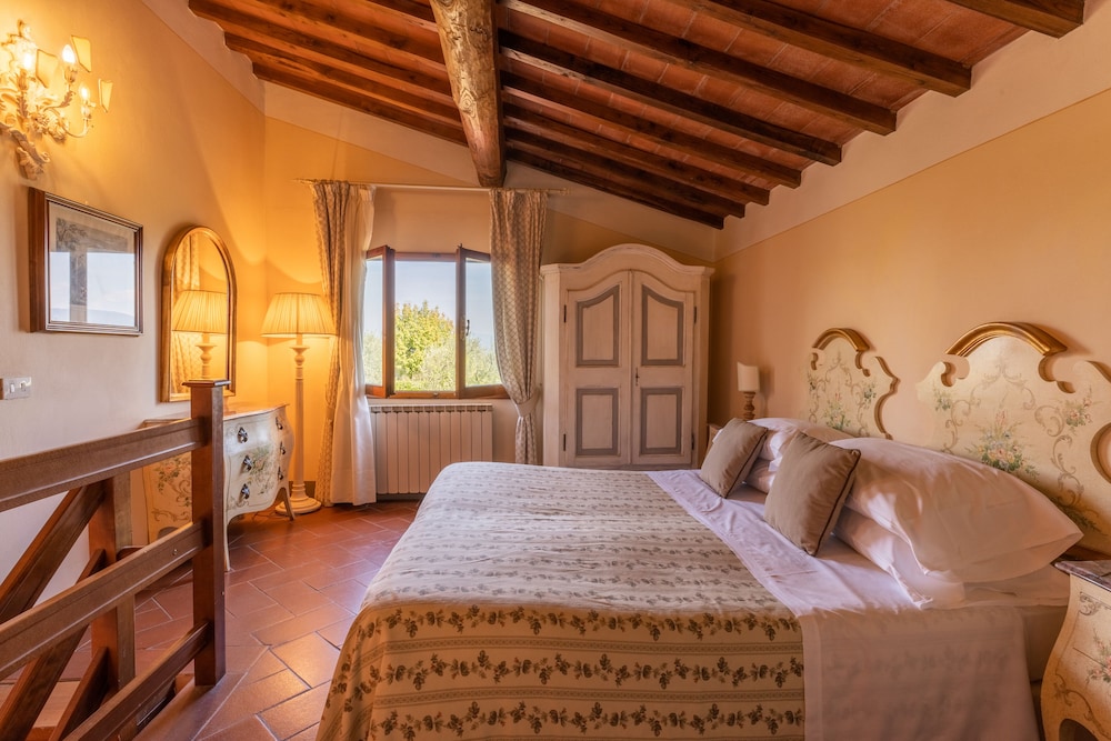 Agriturismo Vecchio Borgo Di Inalbi 16/50