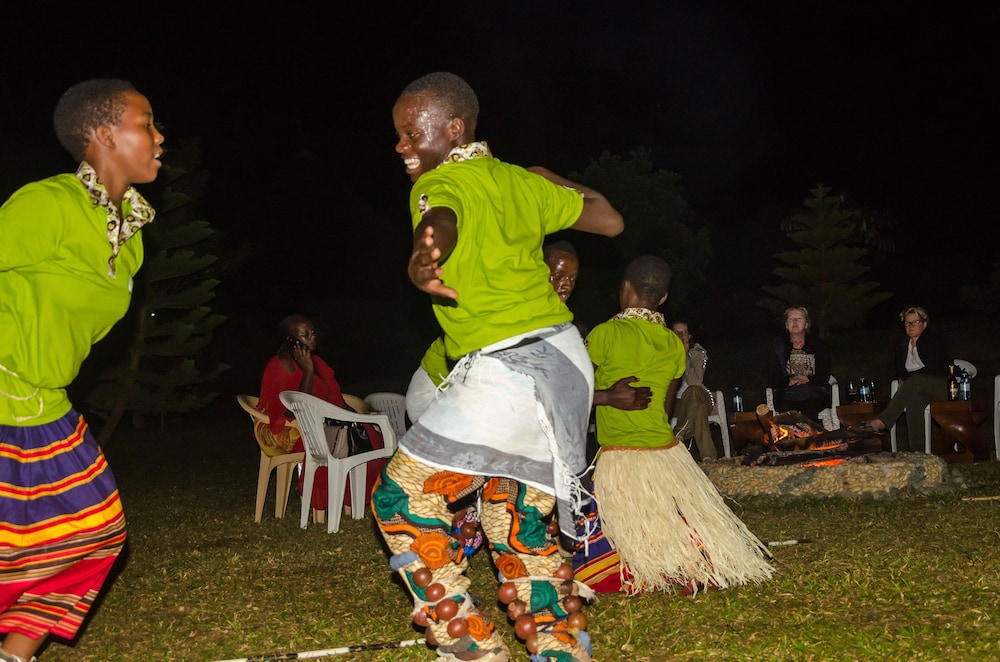 Emburara Farm Lodge 6/50