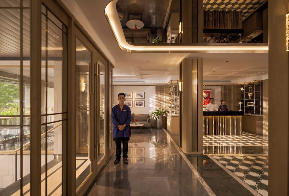 La Siesta Premium Saigon Central 10/50