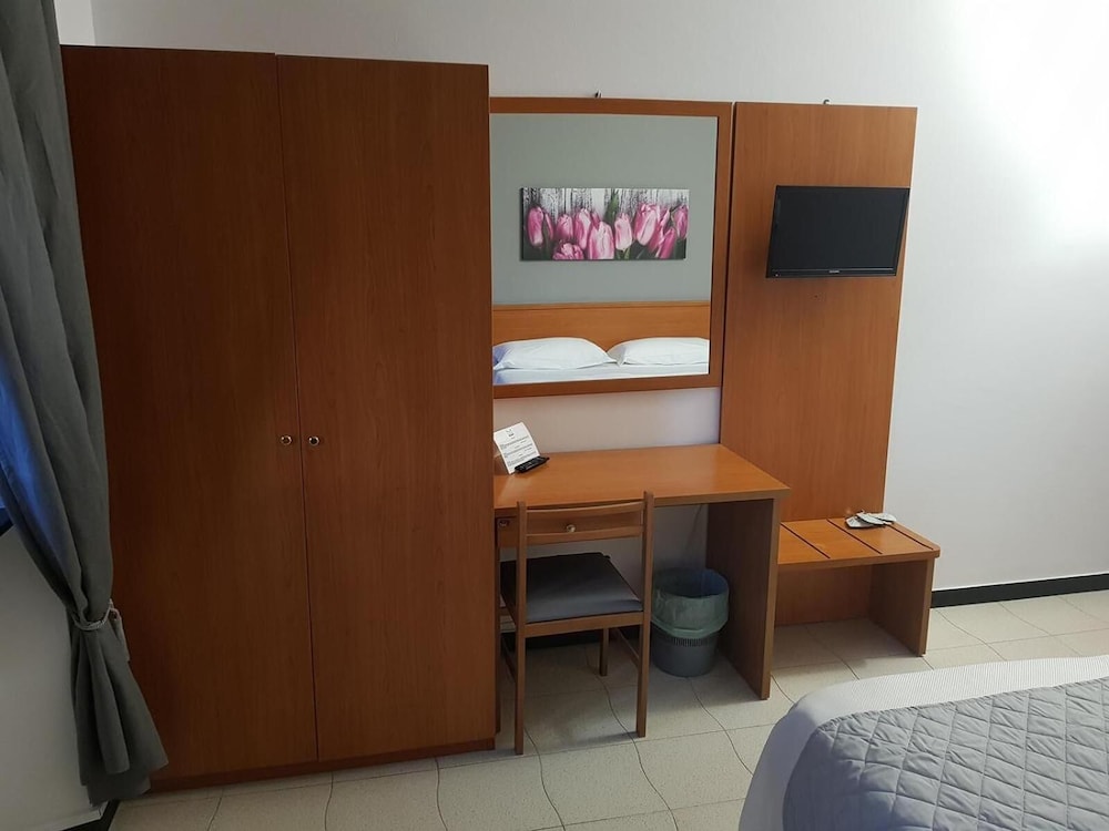 Hotel Porta del Parco 15/27
