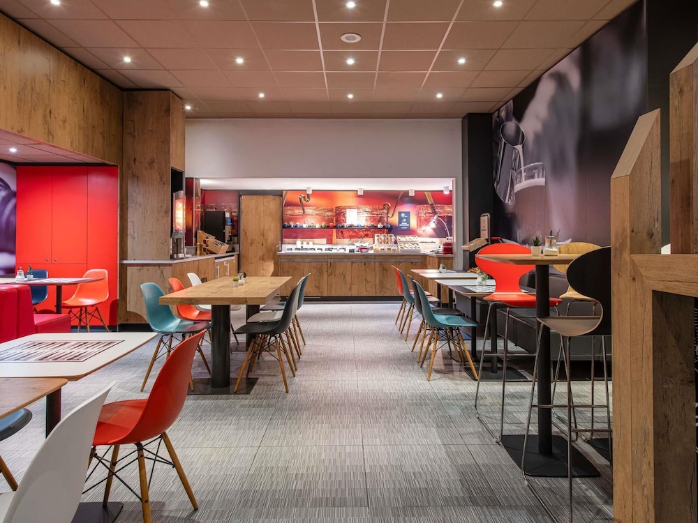 Ibis Paris Canal Saint Martin 50/69