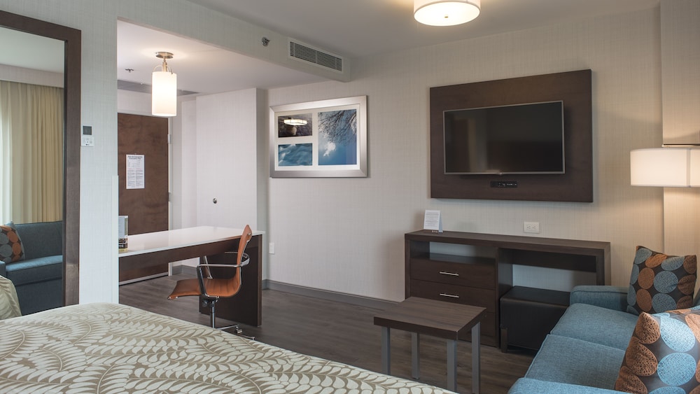 Staybridge Suites Puebla 24/63