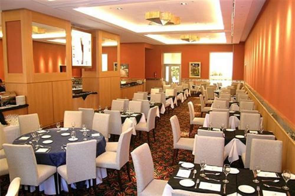 Alejandro I Hotel 53/68