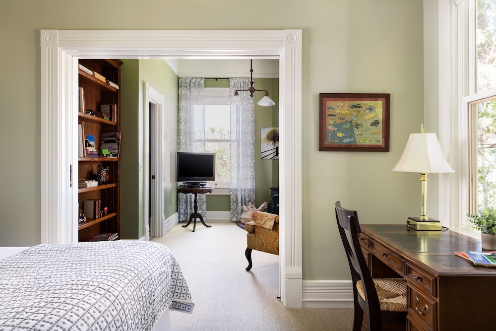Garden Street Inn 20/50