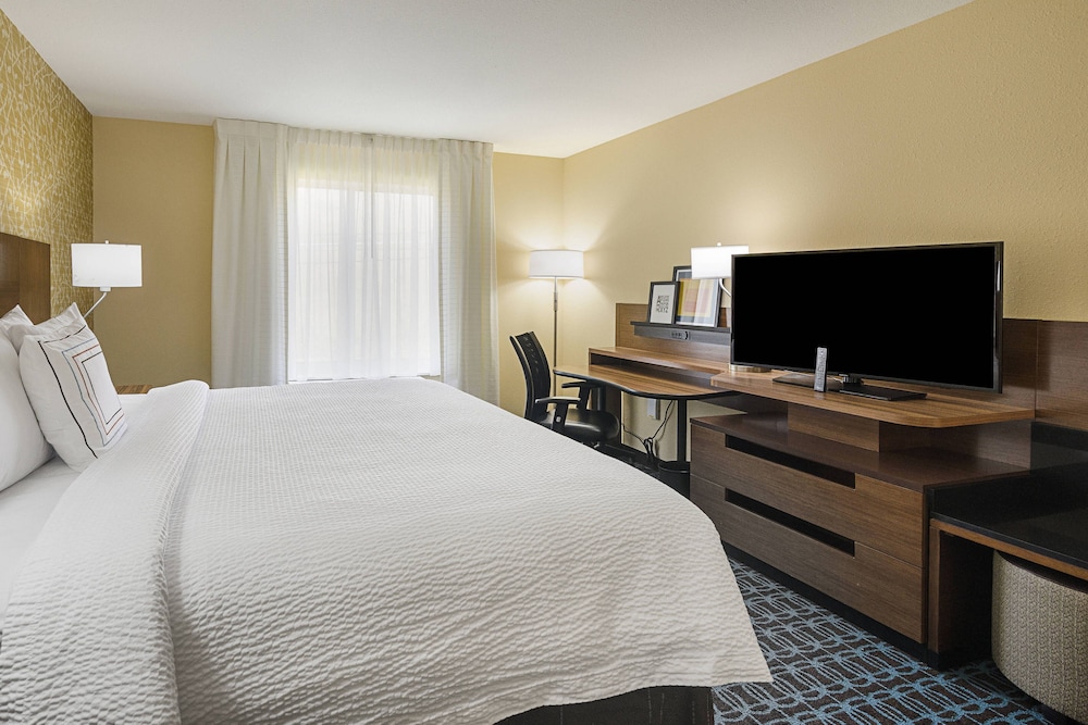 Fairfield Inn And Suites Abingdon 7/29