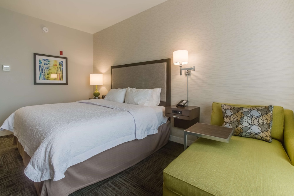 Hampton Inn White House 11/55