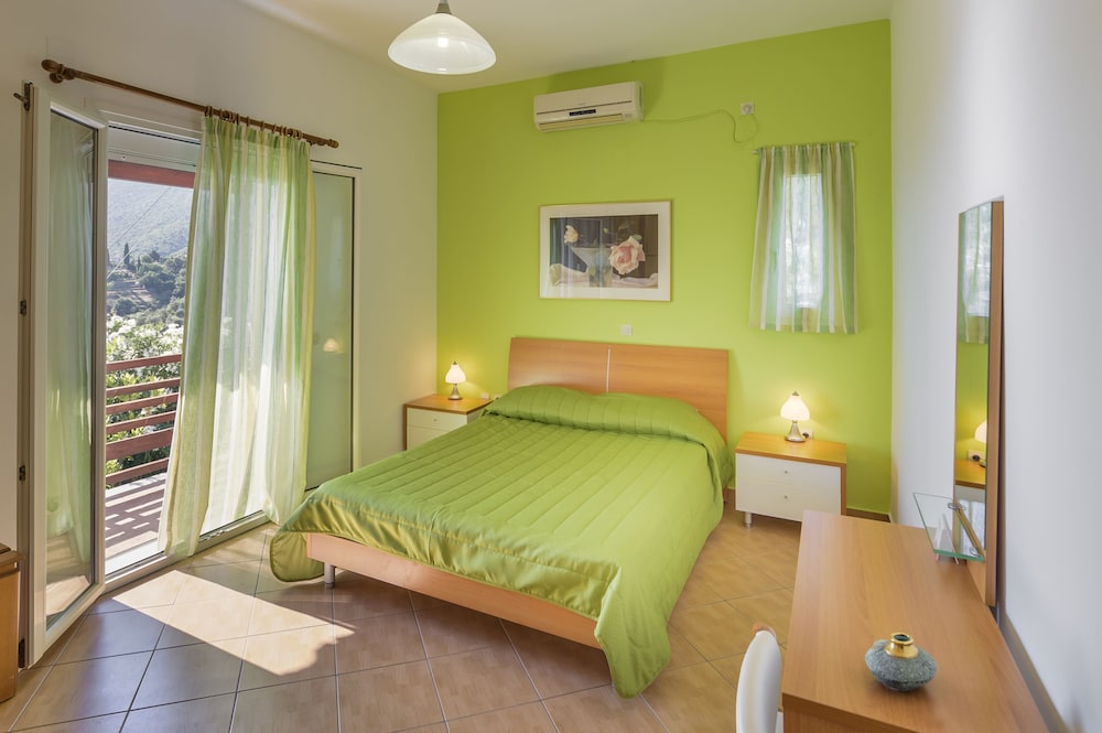 Mouzakis Villas 9/37