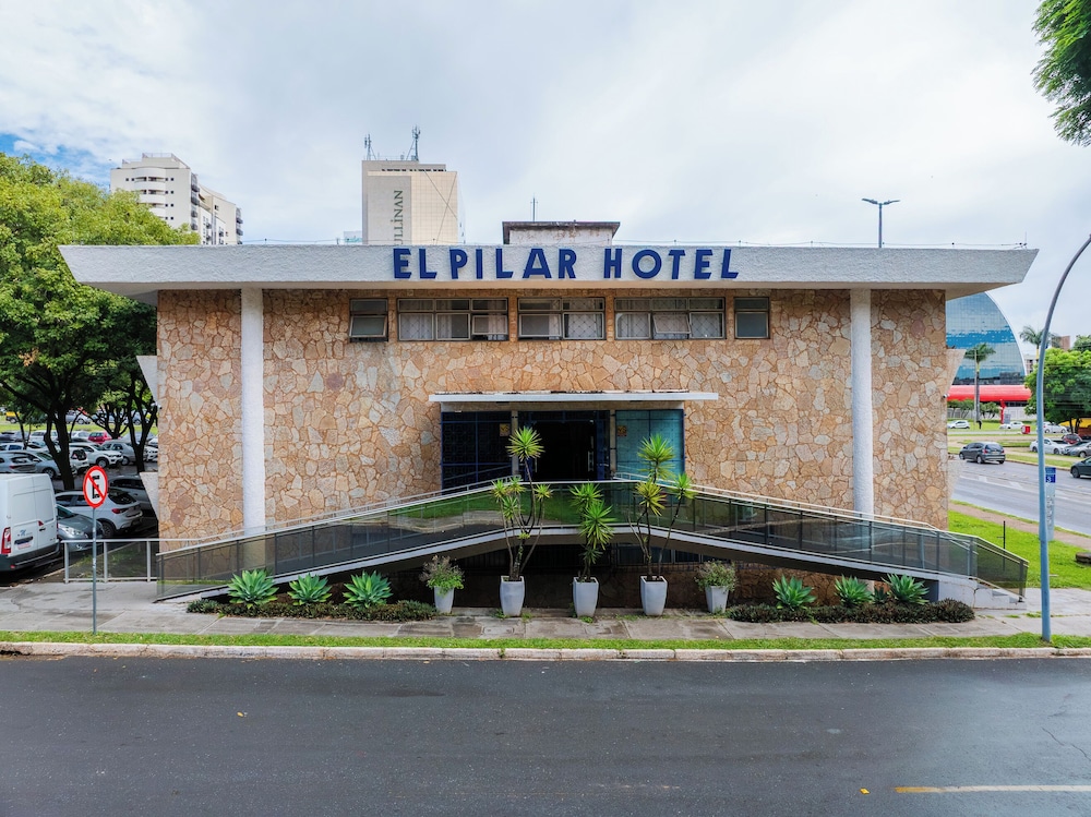 Hotel El Pilar 2/50