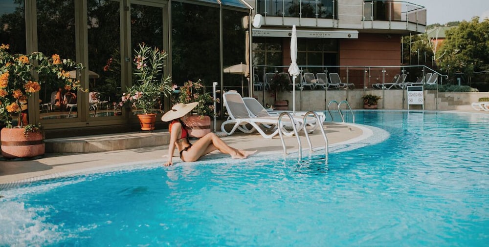 HOTEL PREMIER AQUA 7/72