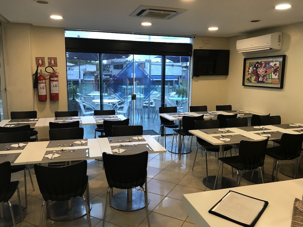 Camacari Plaza Hotel 52/72