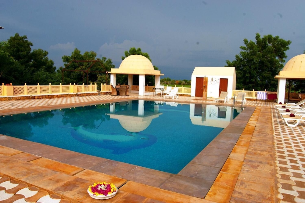 MIRVANA NATURE RESORTS 16/43