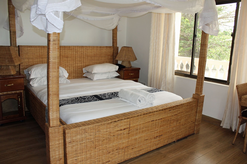 Villa Dahl Beach Resort 16/50