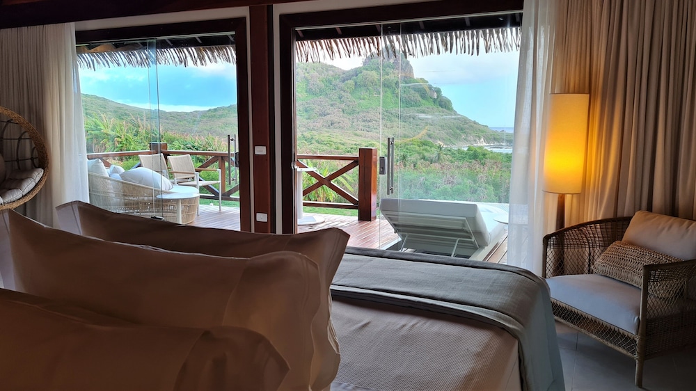 Nannai Noronha 19/50