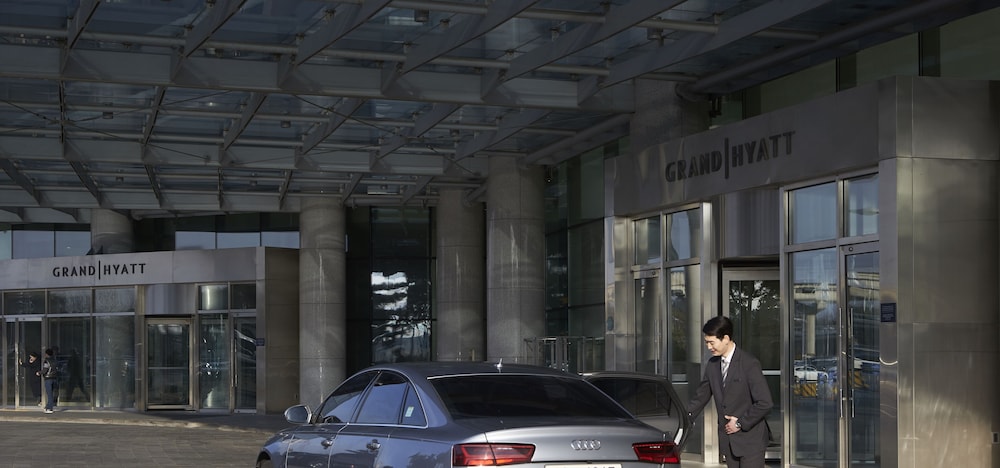 Grand Hyatt Incheon 70/74