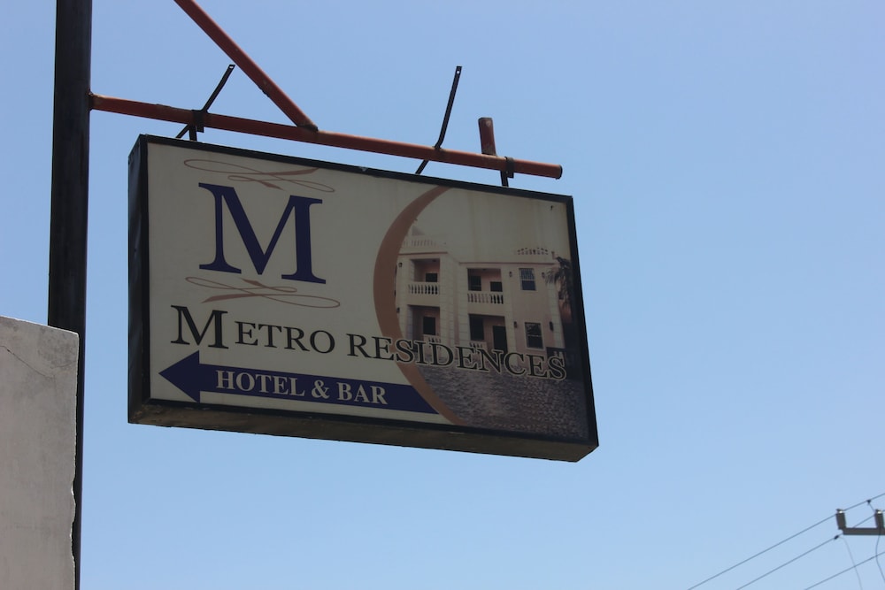 Metro Residences Hotel 7/60