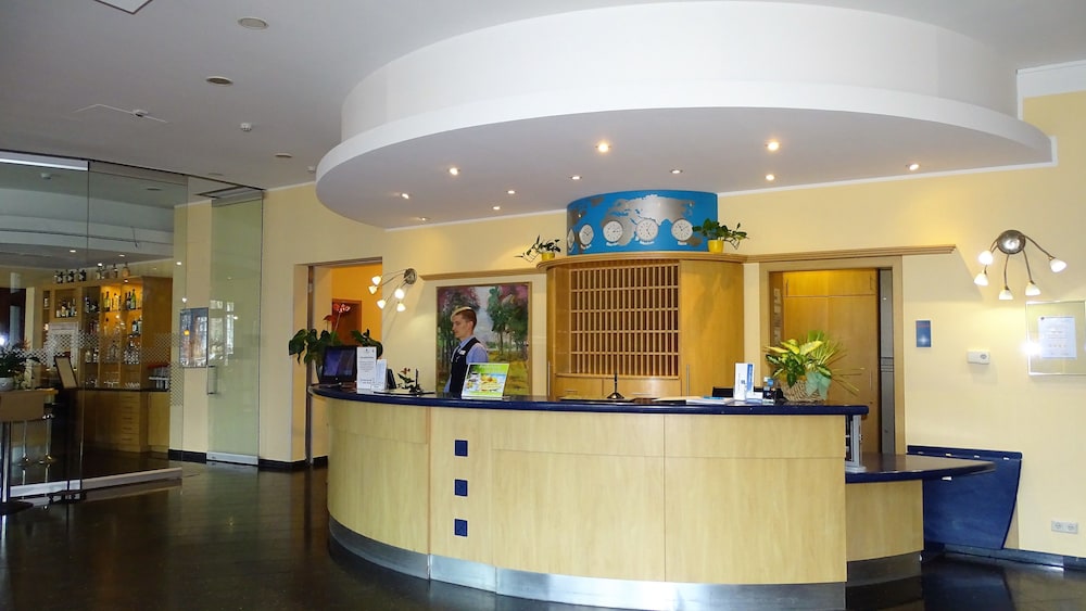 Ascot Bristol Hotel Potsdam 6/55