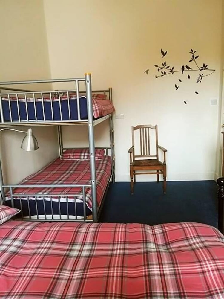ROOM, TRIPLE