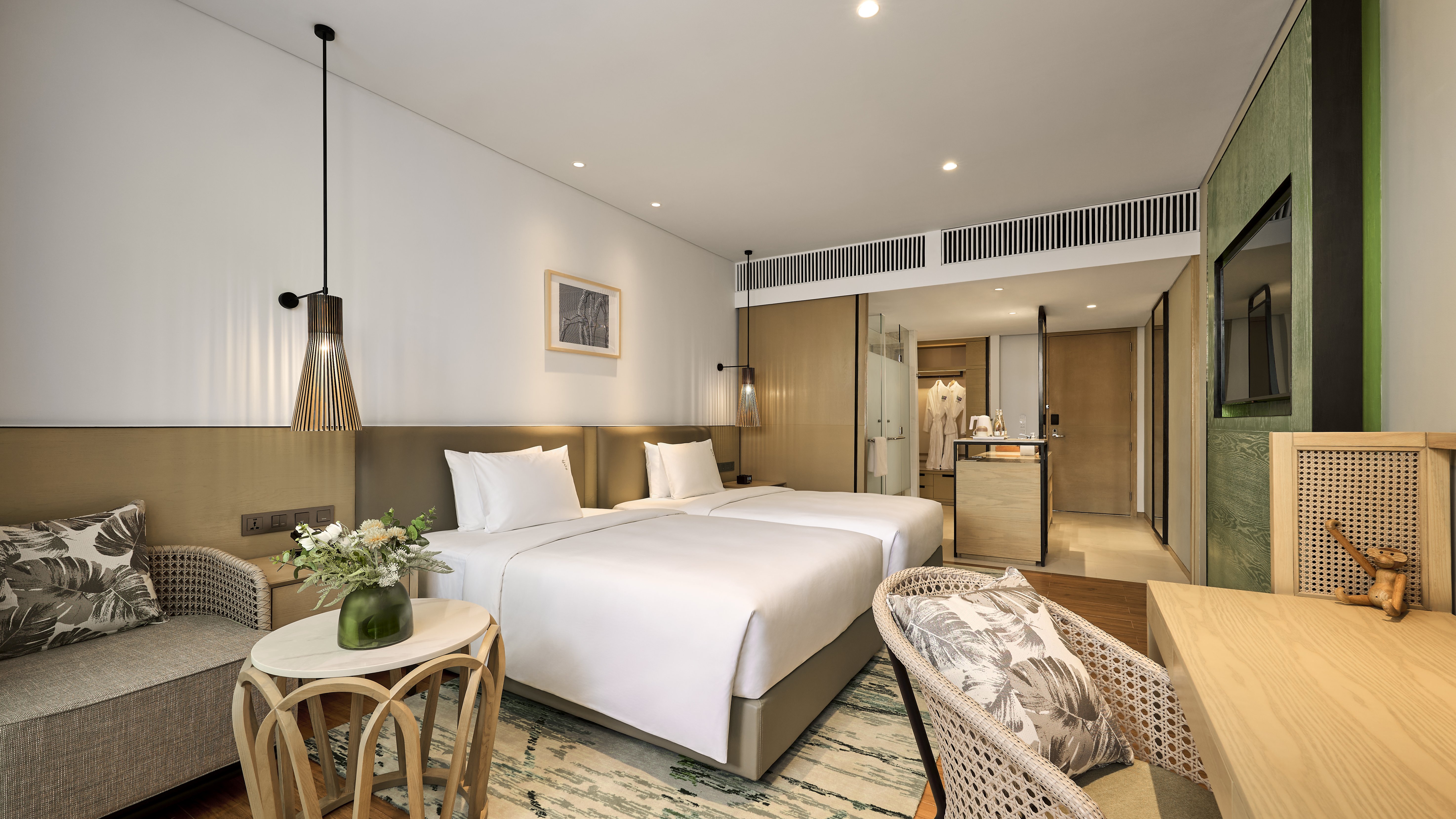 Standard, Twin Beds, Pool Access