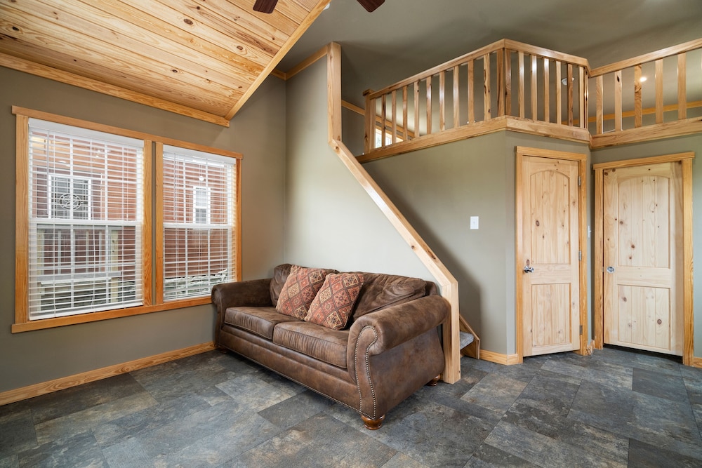 The Hideout Golf Club and Resort 27/50