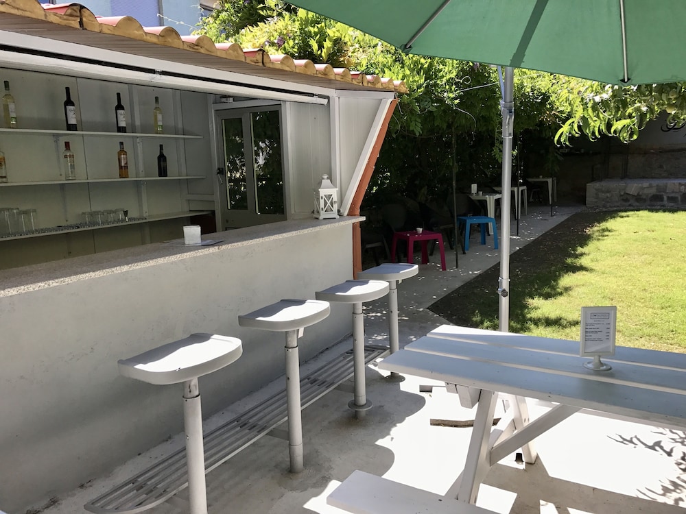 Urban Garden Porto Central Hostel 33/40