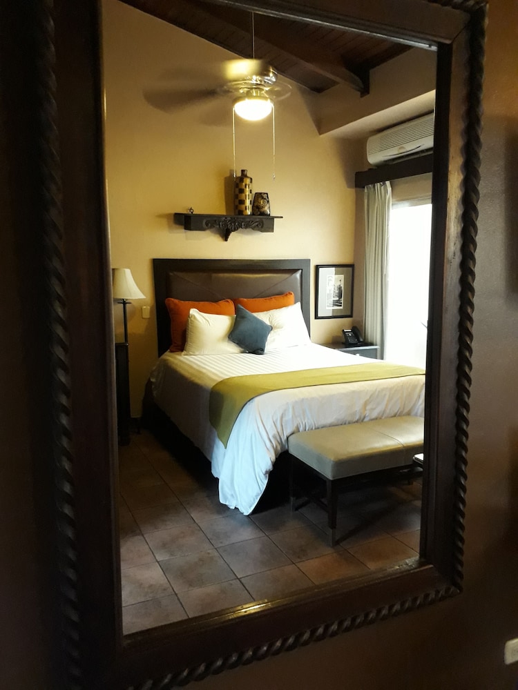 Humuya Inn Hotel 24/78