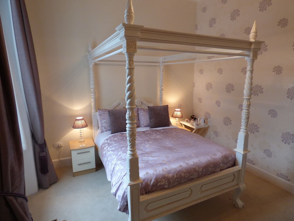Room, Double Bed, Courtyard View, External Bathroom